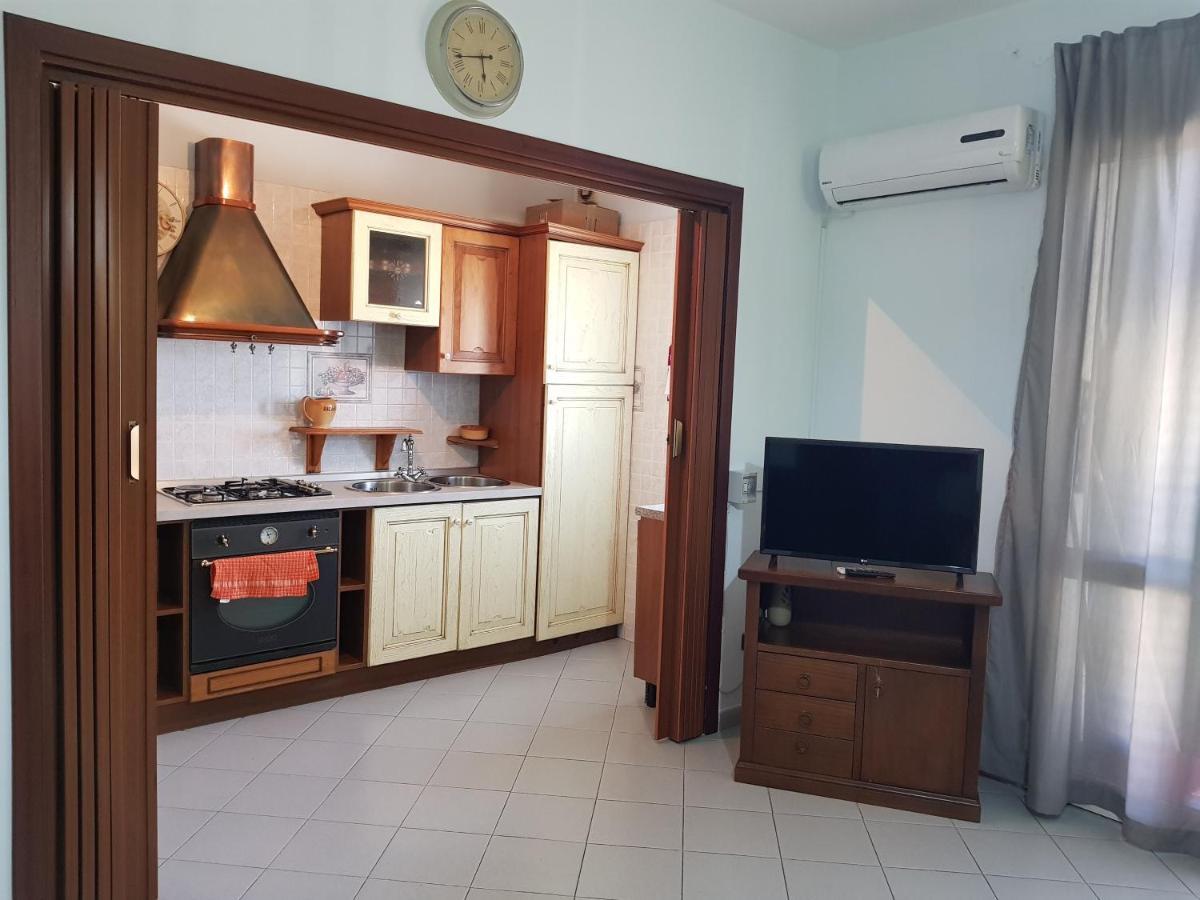 Il Tuppo - Al Centro In Cima Apartment เมสซีนา ภายนอก รูปภาพ